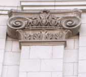 pilastre ionique