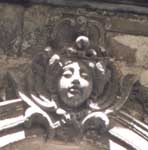 Mascarons 1er &eacute;tages